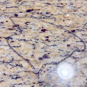 Silver necklace w/diamonds